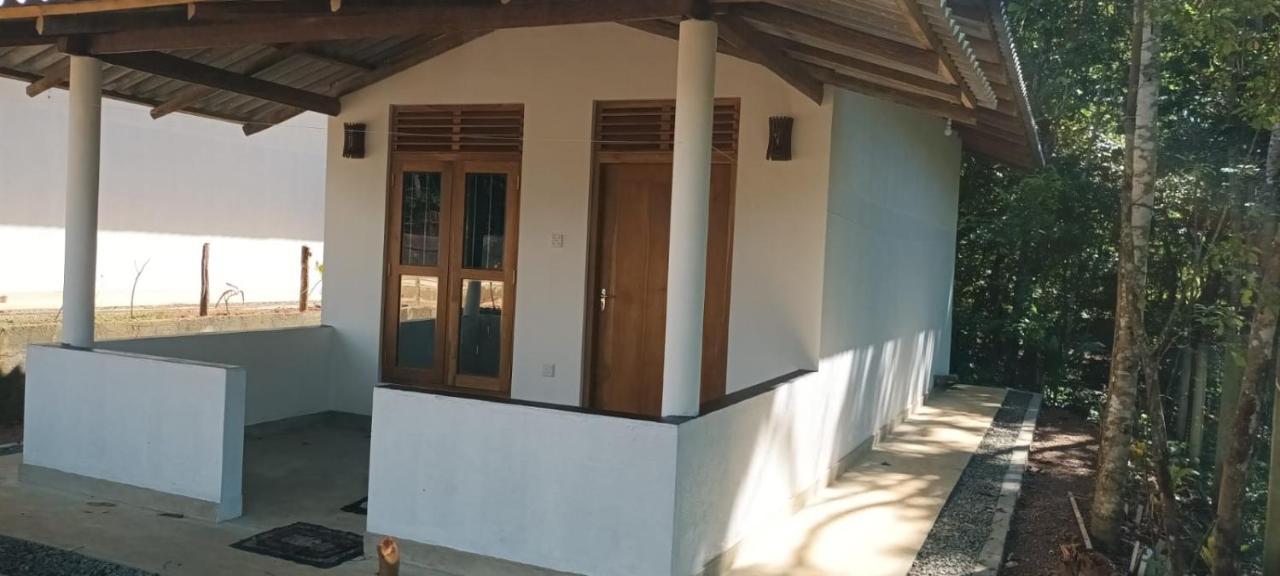 Hriketiya White Villa Dikwella Exteriör bild